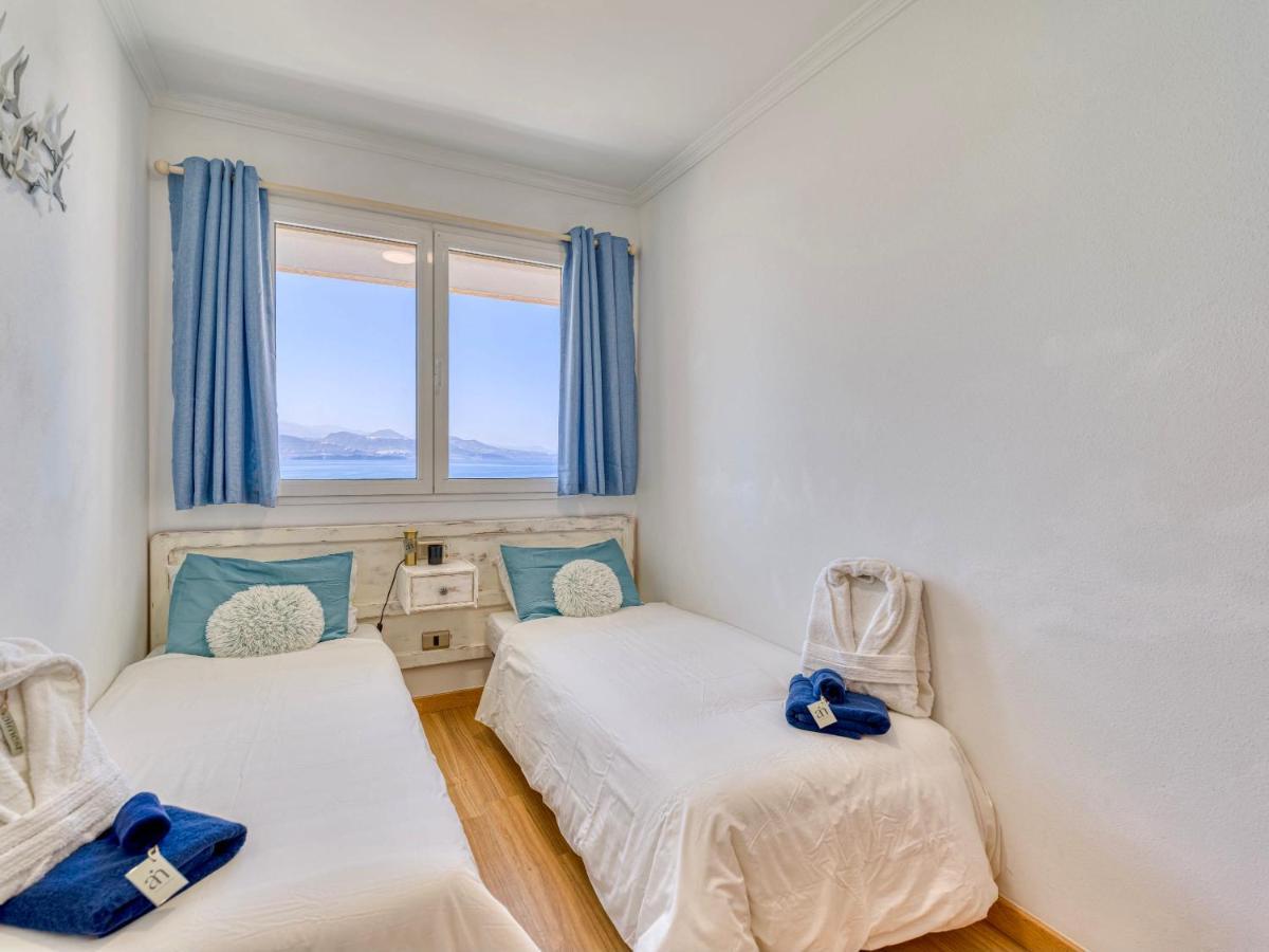 2 Bedrooms & Spectacular Views In Best Part Of Las Canteras Las Palmas de Gran Canaria Kültér fotó